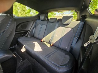 🔥 FORD FOCUS ST 200cv – BANG & OLUFSEN