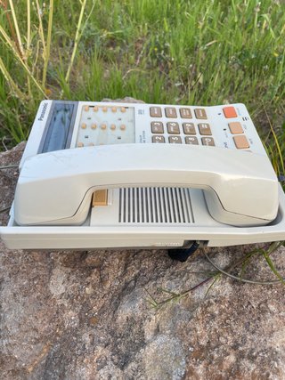 Teléfono Panasonic con altavoz KX-T2365