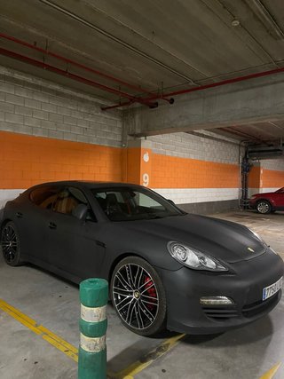 Porsche Panamera Platinum Edition
