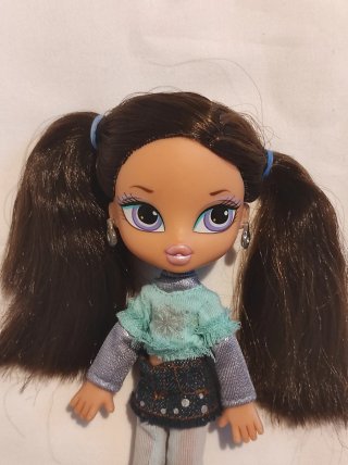 Muñeca Bratz Kidz Dana Winter Vacation