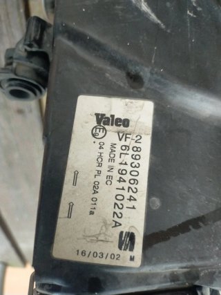 Faro delantero derecho Seat Ibiza 6L