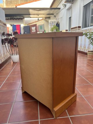 Mesilla de noche de madera