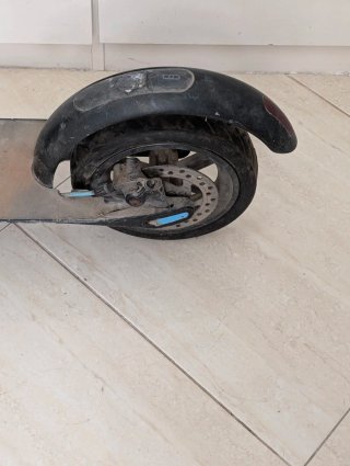 Patinete Eléctrico Gris