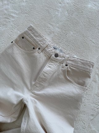 Pantalones rectos crema nuevos