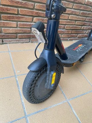 Patinete Eléctrico Red Bull Racing