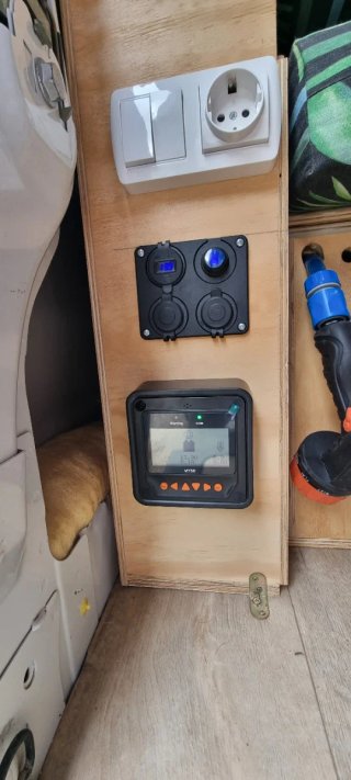 Opel Vivaro fuegoneta camper 150k km