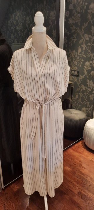 Vestido Stradivarius camisero