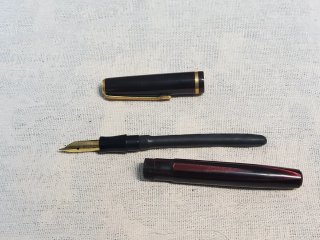 Minerva Omas Stilografica Vintage Celluloide Red