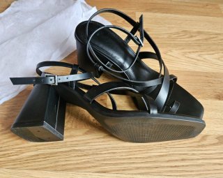 Sandalias Bershka Negras Talla 39