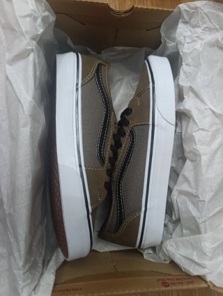 Zapatillas Vans Marrones y Negro. Talla 39. Nuevas
