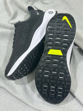 Nike ReactX Infinity RN 4 GTX Negro/Blanco