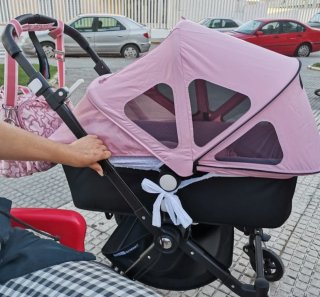 Carro de bebé Bugaboo rosa