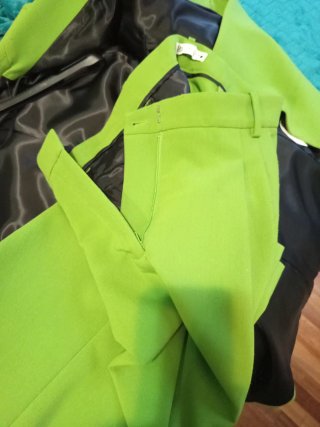 Traje verde mujer talla M