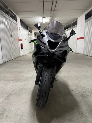 Kawasaki Ninja ZX6R 2024