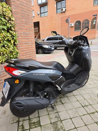 Yamaha NMAX 125 2021 Gris