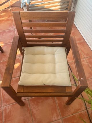 Conjunto mesa y 6 sillas jardín madera