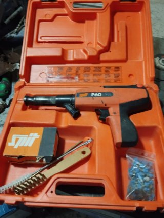 Clavadora Spit P60