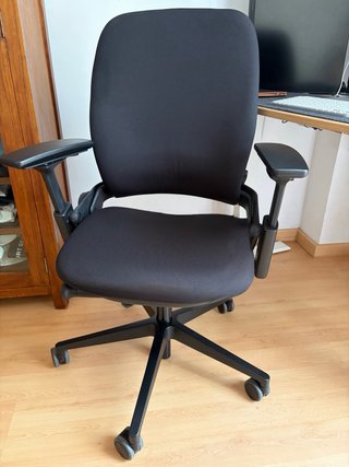 Silla de oficina ergonómica Steelcase Leap