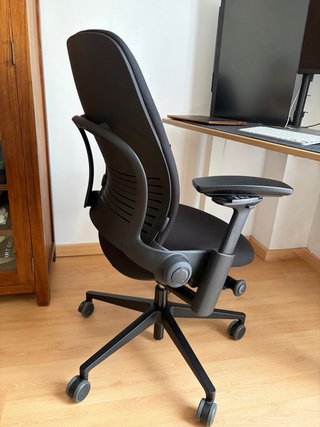 Silla de oficina ergonómica Steelcase Leap