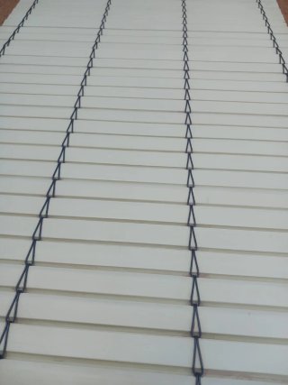Persiana alicantina in PVC beige