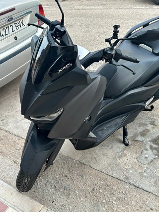 Yamaha XMAX 300 Negra