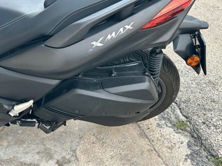 Yamaha XMAX 300 Negra