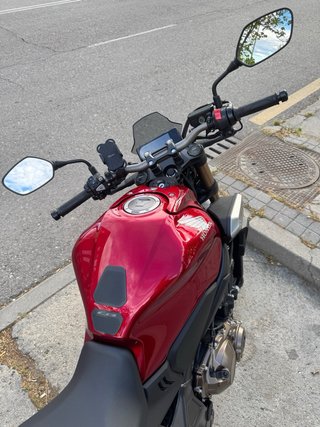 Honda CB650R Roja 2020