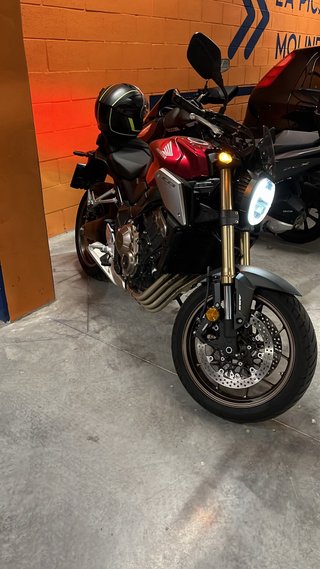 Honda CB650R Roja 2020