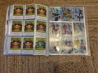 Álbum Adrenalyn XL LaLiga 2024-25 con 3 hits