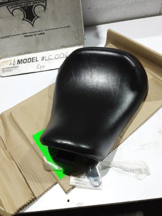 Asiento Le Pera Harley Sportster LC006