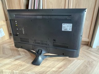 TV Samsung 40”