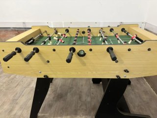 Futbolín de madera