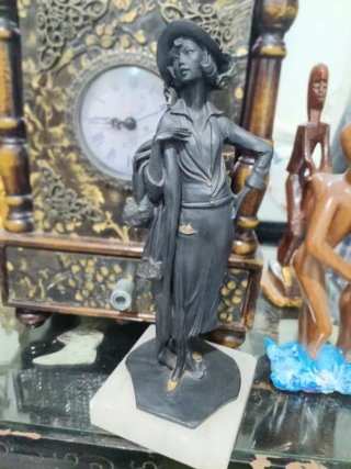 Escultura Mujer Art Deco Años 20
