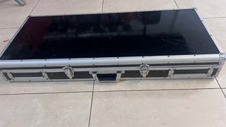 Mesa de mezclas Behringer DJX750