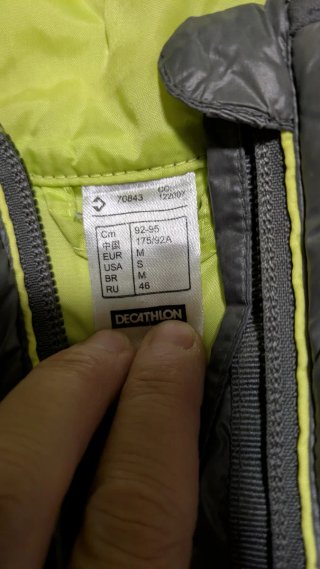 Abrigo de plumas Quechua gris y verde