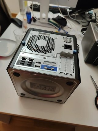 Servidor HPE ProLiant MicroServer Gen10