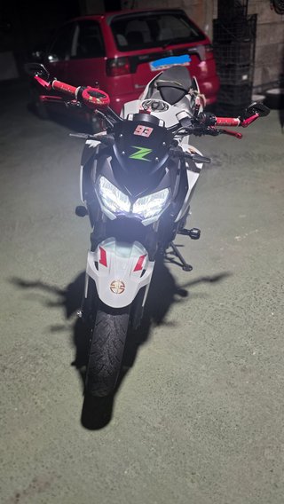Kawasaki Z 400 2023