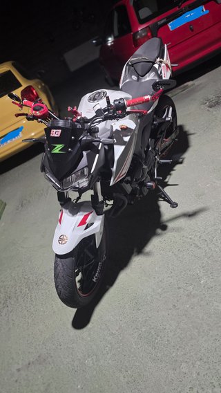 Kawasaki Z 400 2023