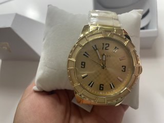 Reloj Guess Dorado Nuevo Sin Uso Caja