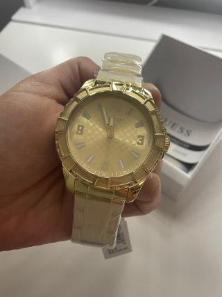 Reloj Guess Dorado Nuevo Sin Uso Caja