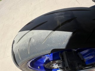 Yamaha MT-09 SP Blanca y Azul