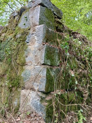 Piedra caliza para esquinas y muros
