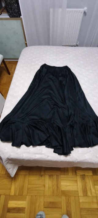 Falda flamenca con volantes
