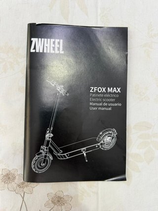 Patinete eléctrico ZWL