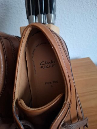 Zapatos de piel Clarks marrones para hombre
