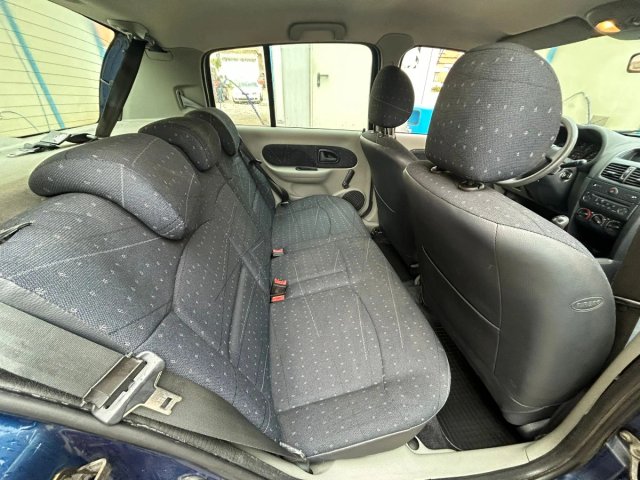 Renault Clio 2004