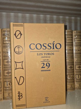 Enciclopedia toros completa del Cossio