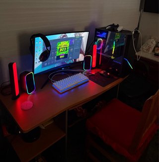 Pack Gaming MSI Monitor Curvo y pc