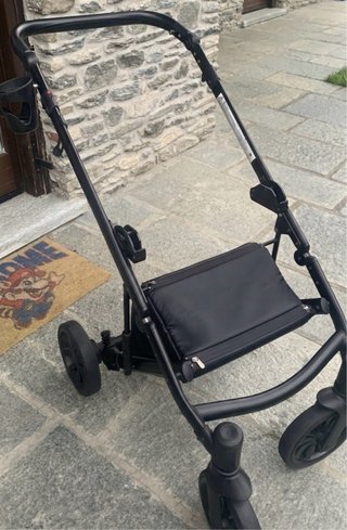 Trio Anex Cross Nero + Base Isofix