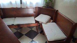 Rinconera de madera maciza